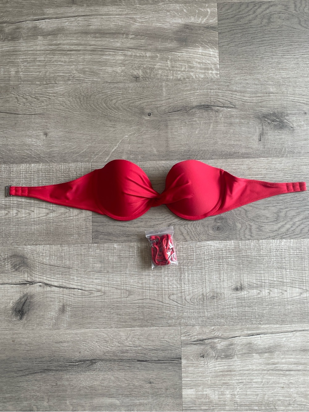 Red Abercrombie and Fitch Bikini Top ❤️
